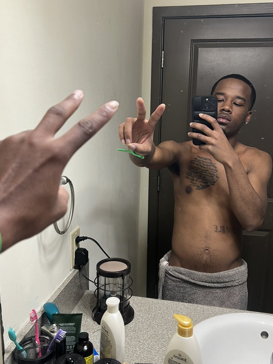 🦅yunginrude tweet media