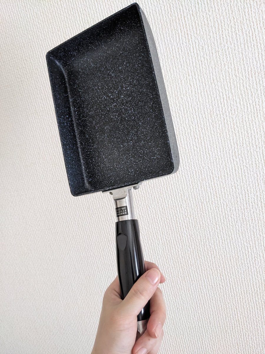 gabmitani's tweet photo. 明け方に半分寝ながらポチった卵焼き器が届いたぞー！うぉーー！

だし巻きつくるぞ！(たまには) https://t.co/P0j8tb8aEA