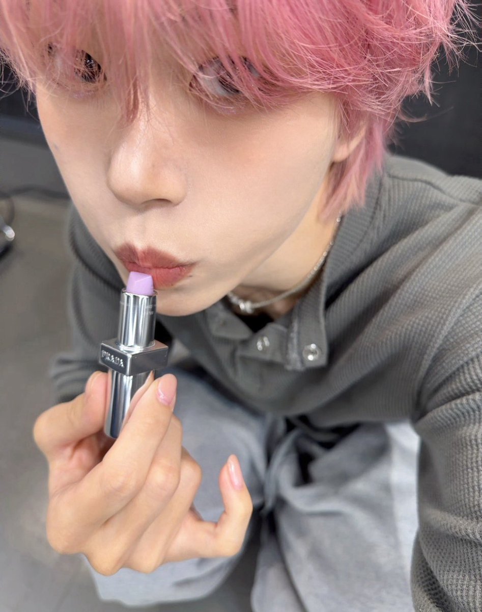 BOPEEP88's tweet photo. 木全 手もめっちゃ痩せてるー
どっちも美人だ https://t.co/PLJDLo5tNv