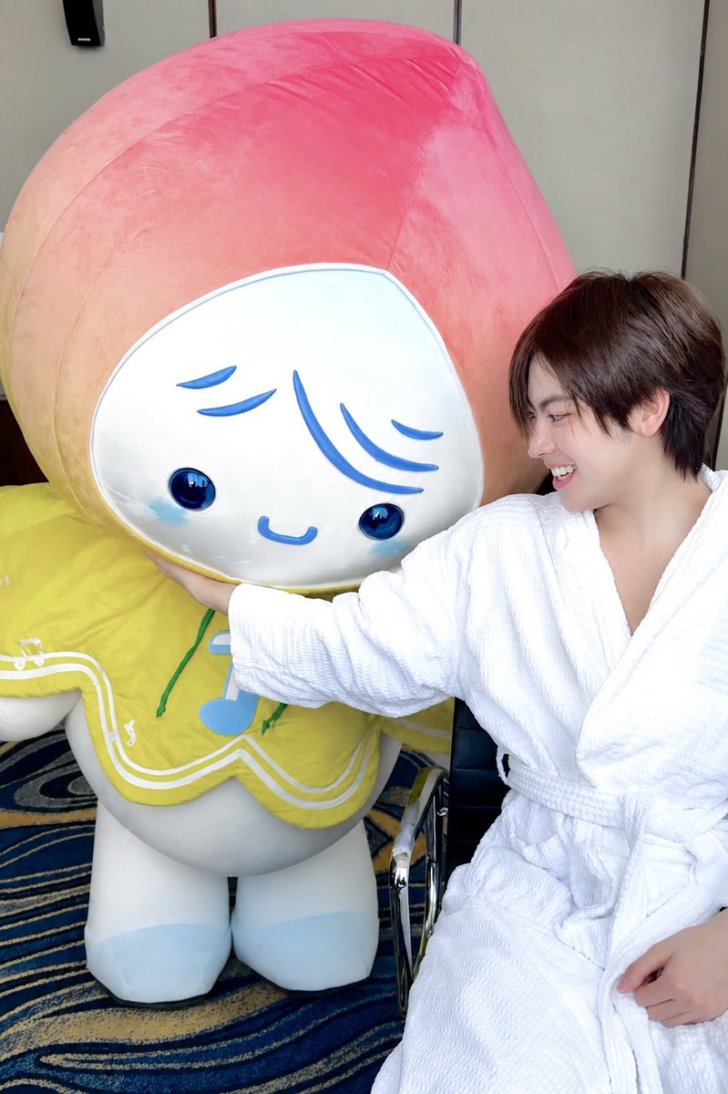 2PpcnM's tweet photo. น้องรอแม่แป๊บนึงน๊าาาา แม่แต่งตัวสวยๆก่อน 
น่ารักกันจังเลย
💖💖💖💖💖💖💖💖💖💖 https://t.co/NuSwjvqwyA