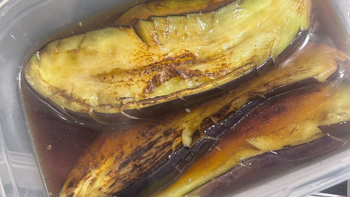 lon_0471's tweet photo. 最近知り合った地元のお母さんから、新鮮な夏野菜お裾分けでもらった🥹💖
早速お昼に食べたけど、美味しすぎる😿😿😿 https://t.co/LDrEyLXtjt