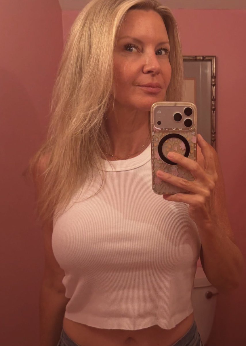 MillyRoseM07m's tweet photo. @dating_girl01 https://t.co/2c6f5dYdzj