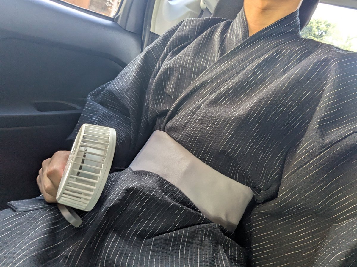 ao_ald1's tweet photo. これから花火行くんなけどめちゃ歩きづらい
#ゲイ #高校生 #高3 #高三 https://t.co/sPIPcz9TKR