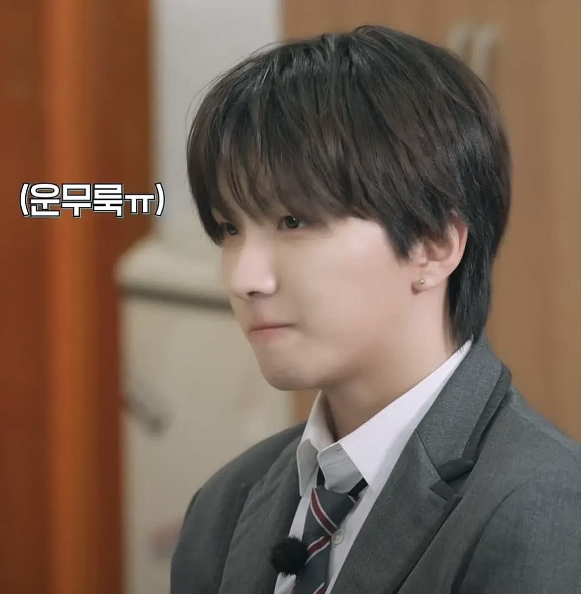 letsgosethestar's tweet photo. 운무룩 https://t.co/IQXZAGiy2h