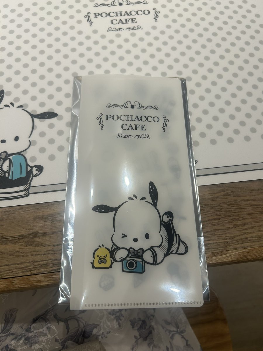 umld4_u's tweet photo. ポチャッコカフェ 事前予約 入場特典 チケットケース 交換

譲 画���

求 他4種

被ってしまったため交換探しております。
現在天王寺MIOにおります。

交換可能な方いらっしゃいましたらお声掛けお願いいたします。 https://t.co/AnP0dNfANA