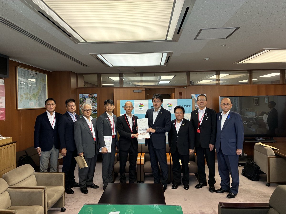 sakayanagi_hiro's tweet photo. 7月8日(水)は、柳生川流域の関係市議として､愛知県副知事や豊橋市副市長と共に財務大臣､国土交通省への要望活動へ https://t.co/6O9MqtTNgv