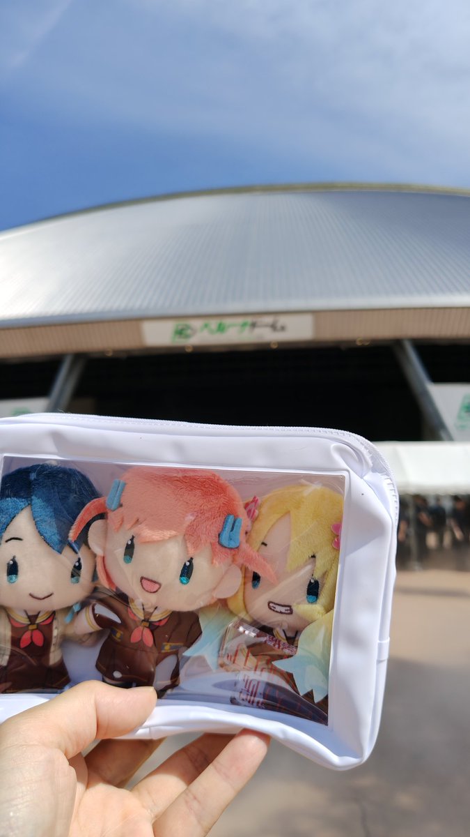 NetKidoriya's tweet photo. よしっ入場した！
この日の為に毎日の残業を駆け抜けて来た⋯力の限り楽しむぞ!!
#蓮ノ空6th埼玉Day1 https://t.co/ByCJ1nxvCL