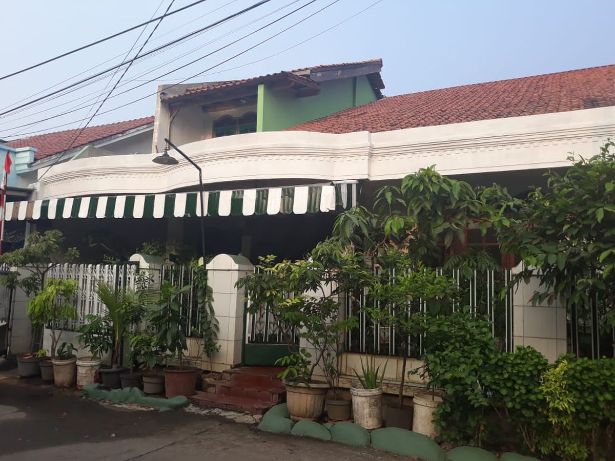 onlineproperti's tweet photo. #Jual Cepat dan Murah, #Rumah Luas di Komplek Pelni, #Cisalak, #Depok

**0856-1212-106**
**0856-9423-3456**
**0812-9518-5930**

https://t.co/NKfMGluonn https://t.co/EXRT1lfQiF