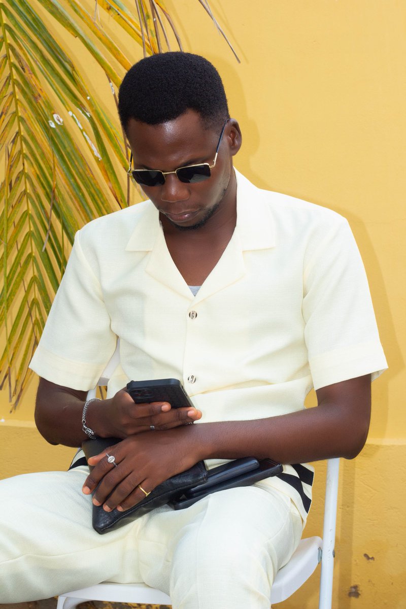 B_Mckue's tweet photo. Kindly say a prayer for me, If this pops up on your timeline today. Grateful for another year of life. Here's to new beginnings and abundant grace.+1🎂🙏🏽 https://t.co/vxuE9dBdcl