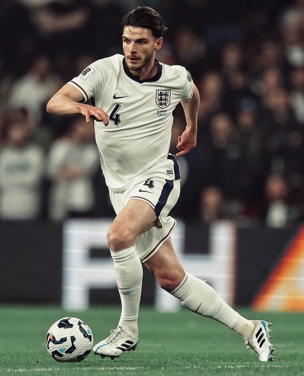 Ricefanpage02's tweet photo. IT'S MATCHDAY! 🏴󠁧󠁢󠁥󠁮󠁧󠁿🦁❤️ https://t.co/ad5TvmdmCj