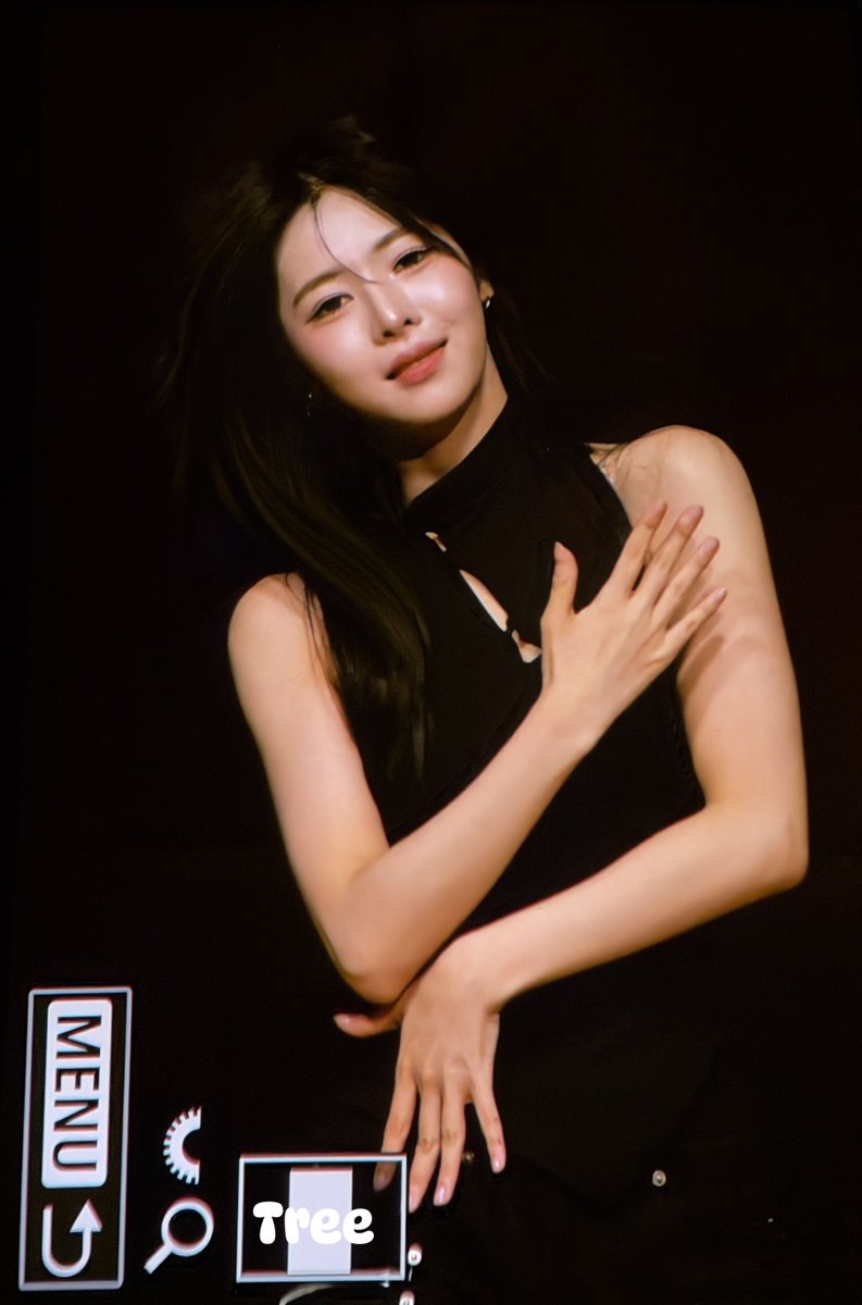 Tree_S10's tweet photo. 260711 pre.

#트리플에스 #tripleS 
#서다현 #다현 https://t.co/ZbrwWbZ2bm