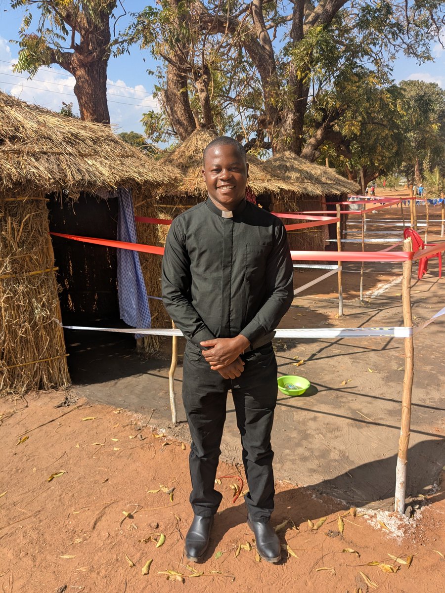 IsaiahMunthali's tweet photo. The Joy and love of Jesus Christ and his Church https://t.co/q05Akh7j6H