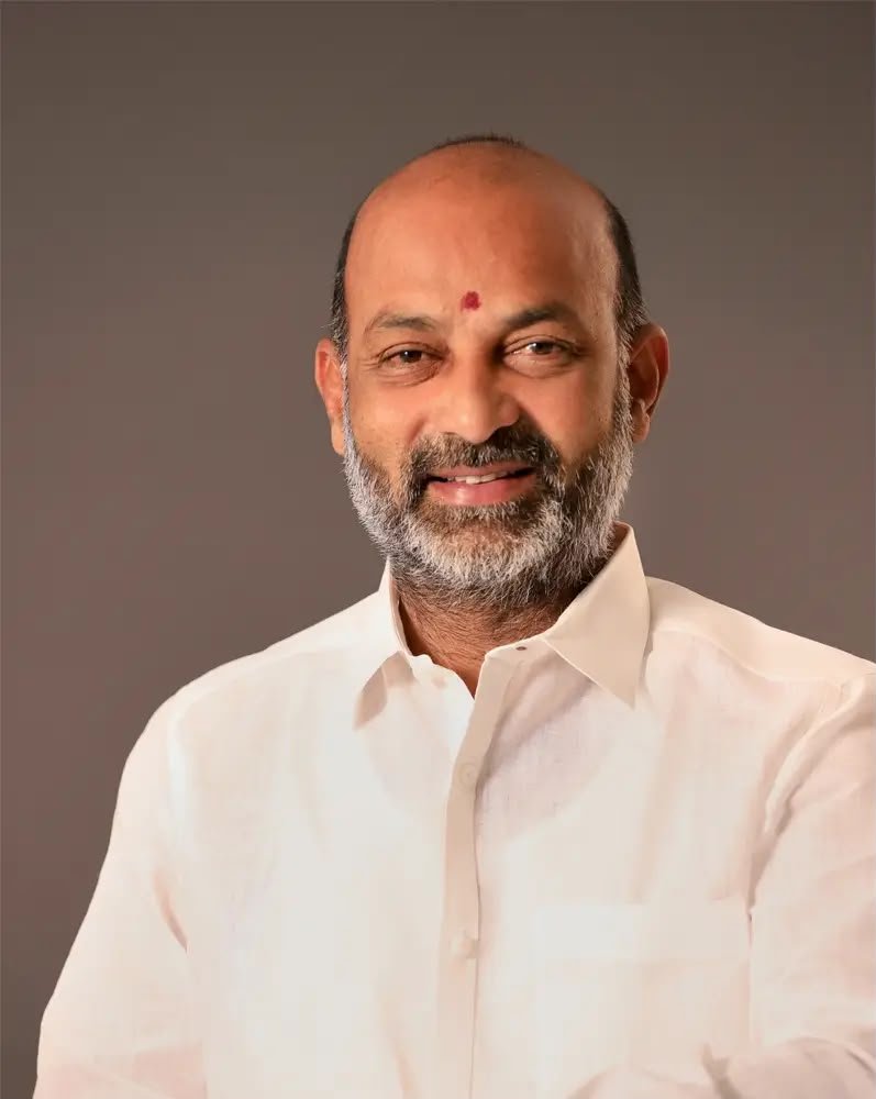 RaghunandanraoM's tweet photo. Warm birthday wishes to Union Minister of State for Home Affairs Shri @bandisanjay_bjp Garu. May God  bless you with a long, healthy n happy life in the service of our nation. https://t.co/iOwLii5AUk