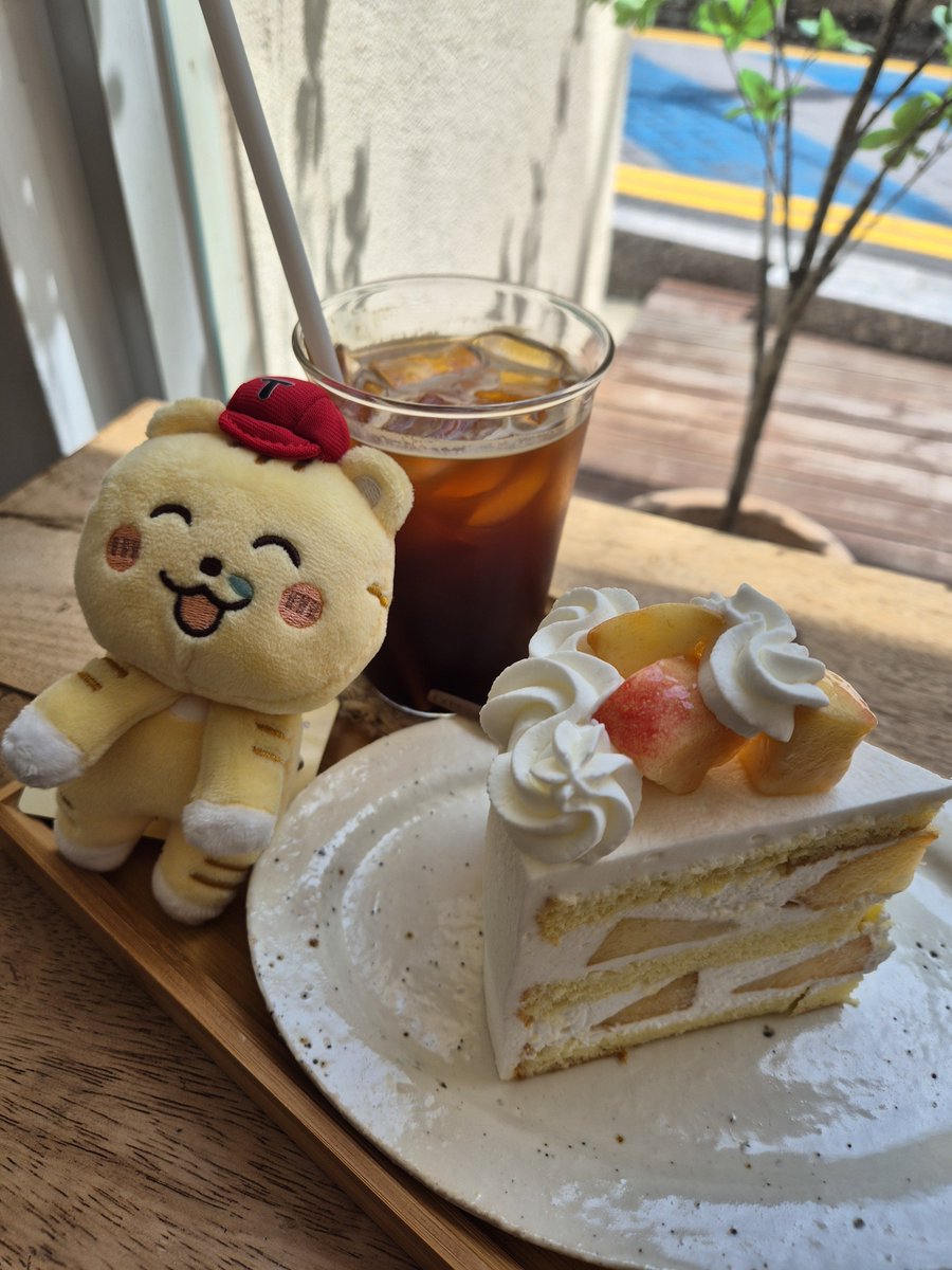 pi_pip's tweet photo. 콩물이의 첫 외출❤️ https://t.co/TYv8YyUDW6
