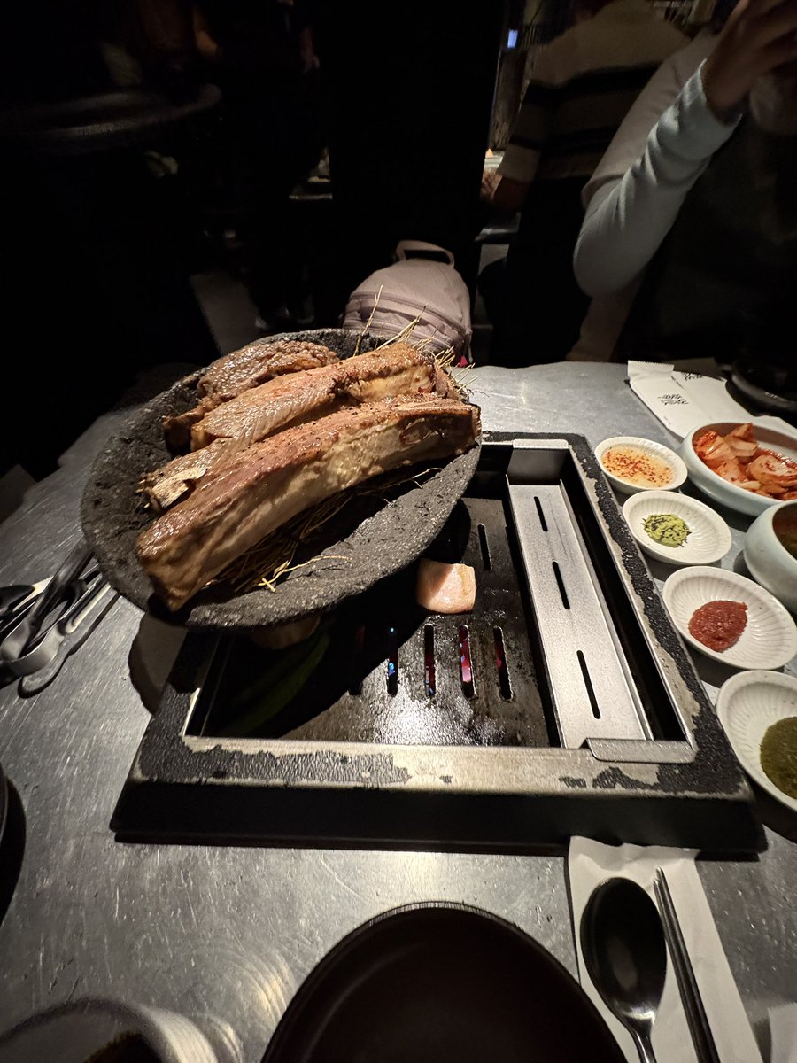 pm49280's tweet photo. ㄹㅈㄷ 쳐 먹움 https://t.co/rmUGV6NNjC
