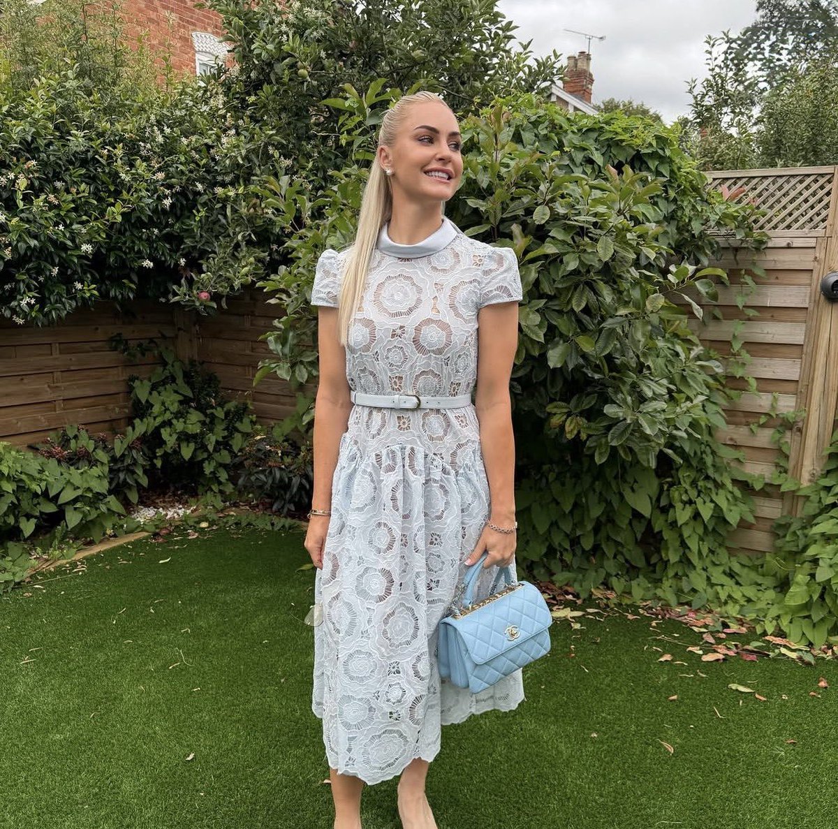 charley_hull23's tweet photo. Looking good on my England kit ❤️🤭😘 https://t.co/eIXuBDJvgw