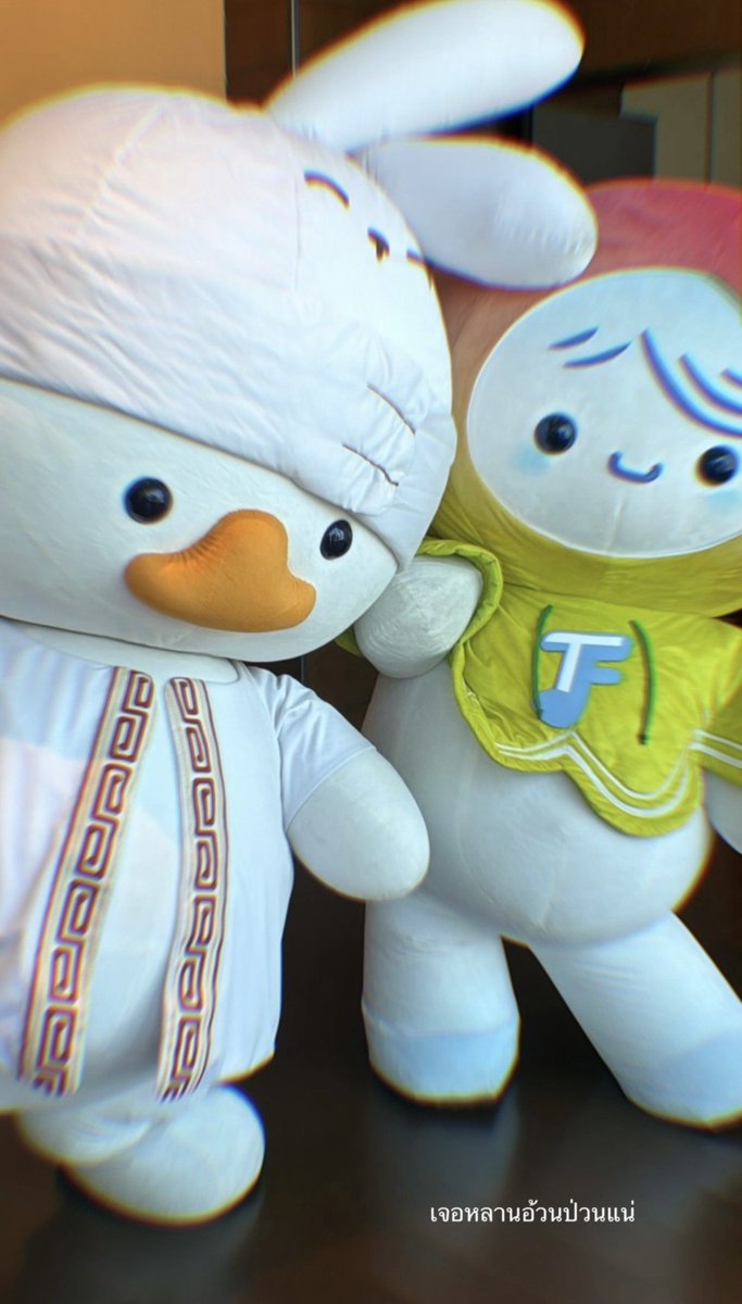 MYLOVELY_YELLOW's tweet photo. ทำไมมอมกันจังลูก

#โอ๋เอ๋ #OhAe
#RainyTF #น้องเรนนี่ https://t.co/jv0Dwkw7IE