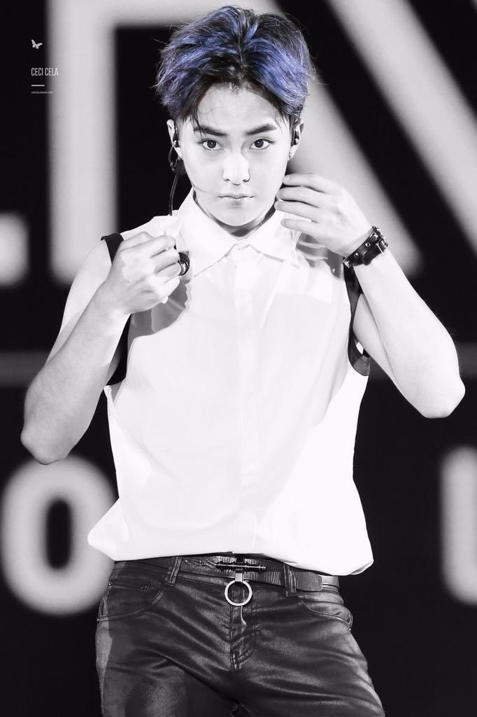 kixxiu900326's tweet photo. 민석시💙
#XIUMIN #시우민 #金珉锡 #シウミン #Overdrop https://t.co/TZzNCrI29I