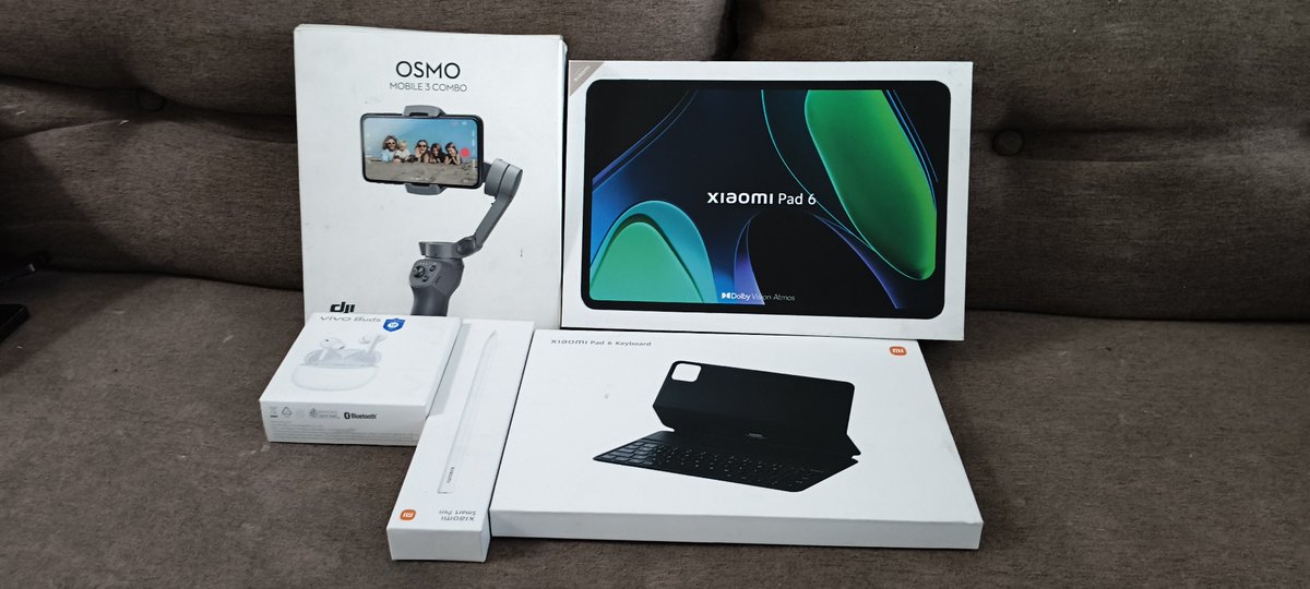 kangindra_'s tweet photo. Hi Tweeps, Mau lepas beberapa barang elektronik yang udah jarang dipake

1. Xiaomi Pad 6 + keyboard original + smart pen xiaomi 2nd gen
2. Dji Osmo Mobile 3 combo
3. Vivo buds XE W33A (BNIB)

Minat Serius bisa DM yah
COD Bogor Kota dan sekitarnya
#khilafclub #lapakcot #zonauang https://t.co/PLsU8HxjvH