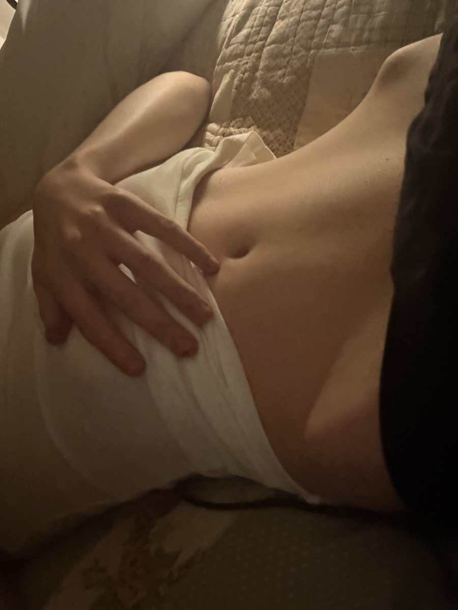 blair 🦢 {-12kg} tweet media