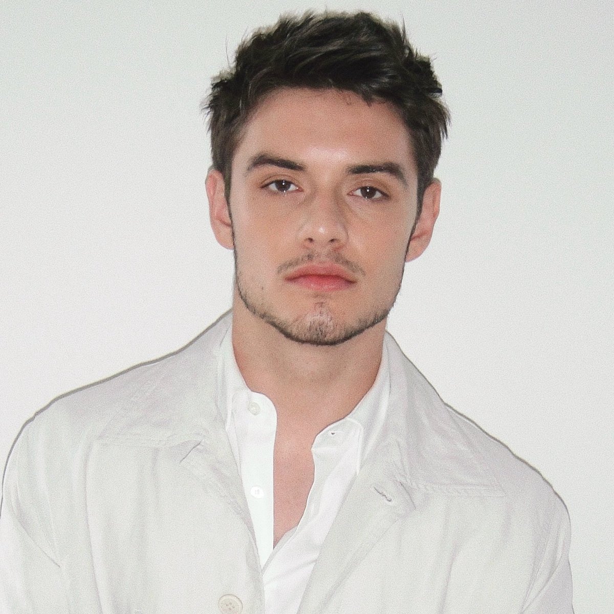 bvmbsight's tweet photo. stan twitter really tried to convince people LOUIS PARTRIDGE was ugly https://t.co/cpgllBrTH2