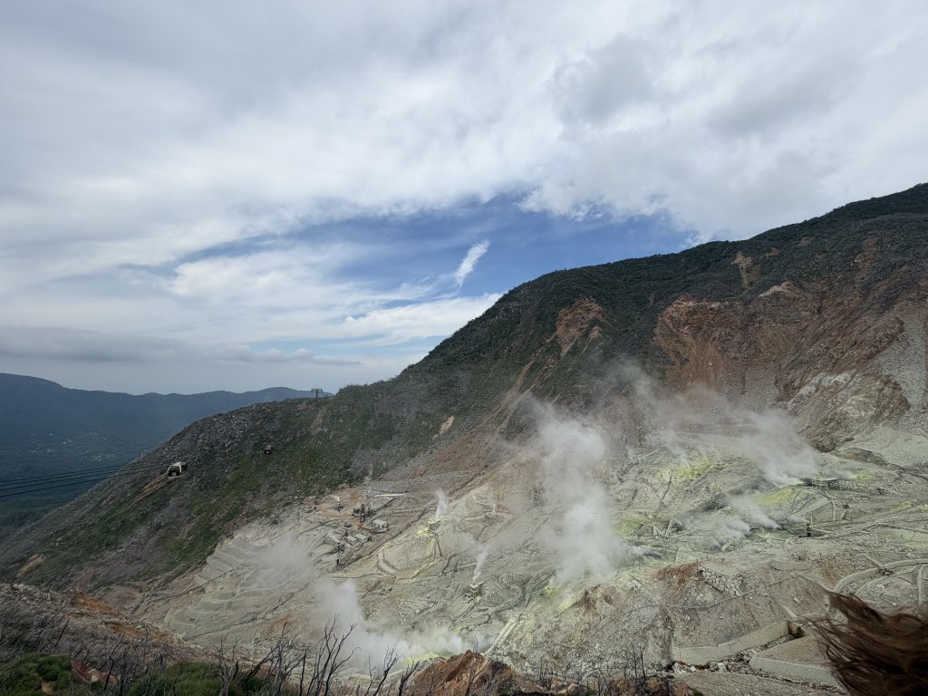 Harasrkm_'s tweet photo. 遥々沼津と大涌谷に来たよ♨️ https://t.co/LpoPOgOasA