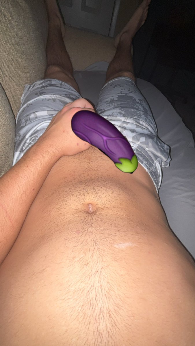 DaddyAceC's tweet photo. You wanna sit on it? https://t.co/NOee6tUE5q