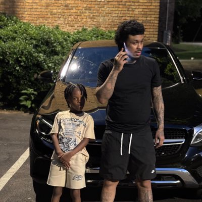 Hardbody2x's tweet photo. #NewProfilePic https://t.co/rXY5KR37vF