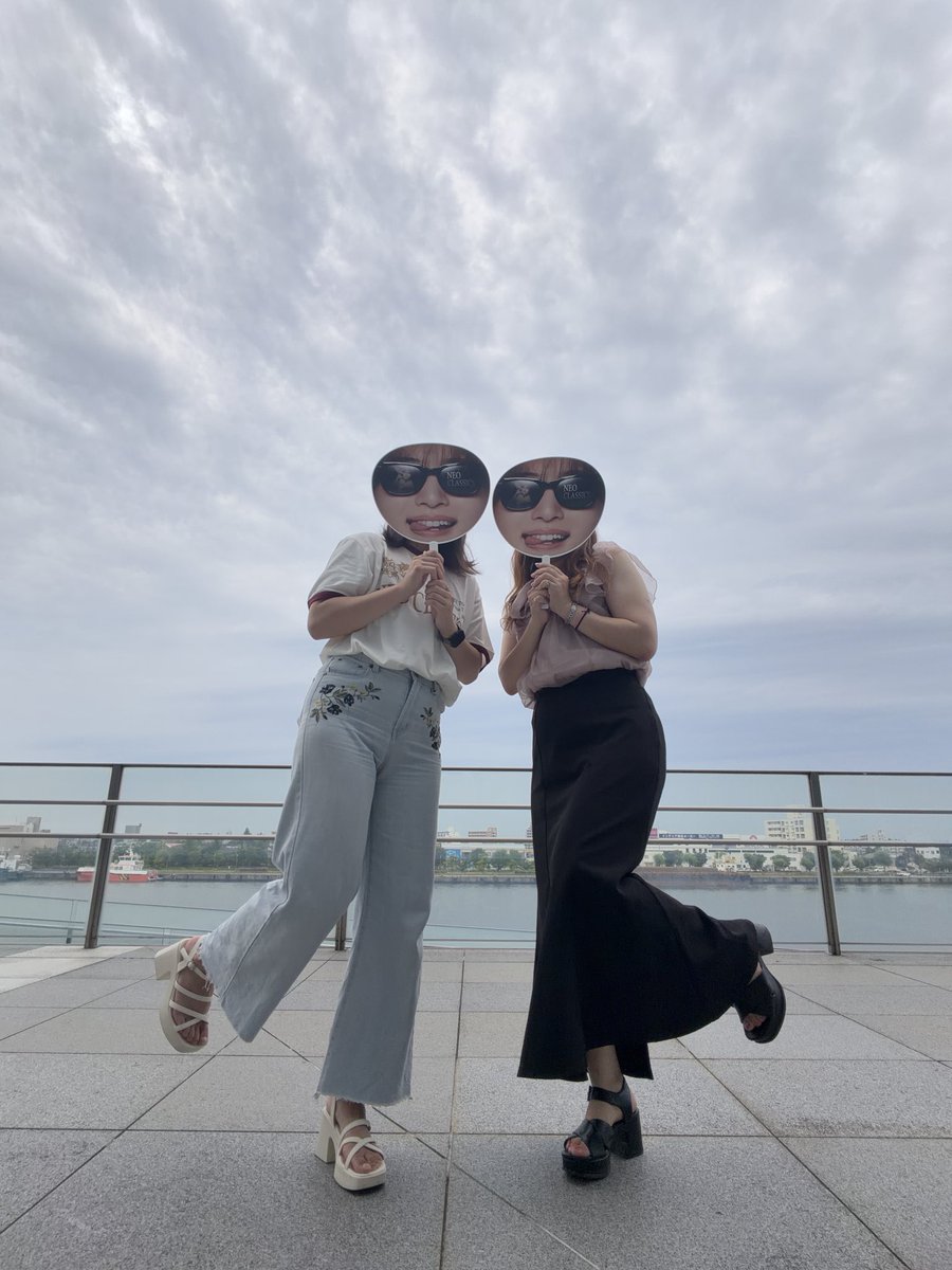 osssamnkmj05's tweet photo. やっぱり、うちわの裏面可愛すぎる🥰 https://t.co/sfOQvDi1x1