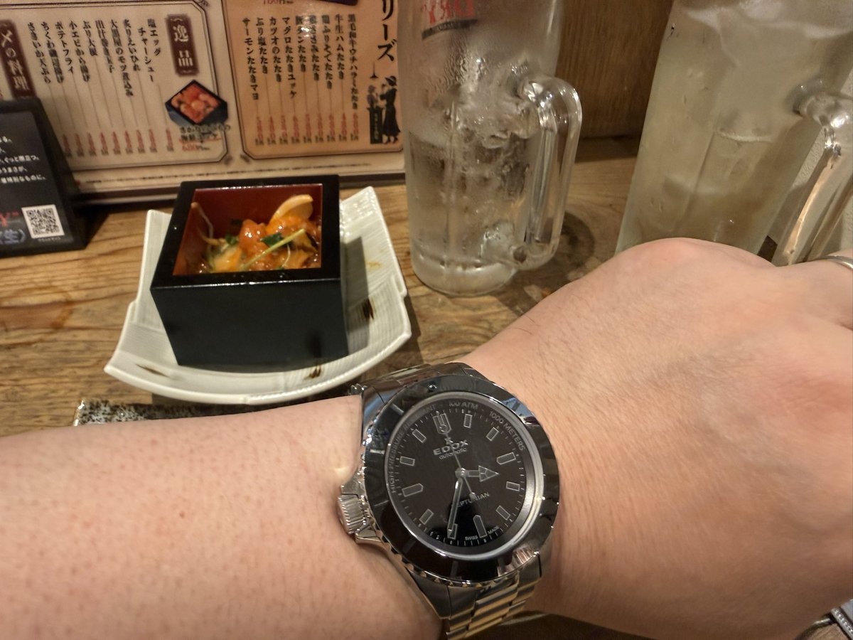 HideRoom4's tweet photo. 心斎橋を離れて、
大阪駅前第三ビルに移動しました。
カンパーイ🍻✨

#EDOX https://t.co/y80Pa2ld9A