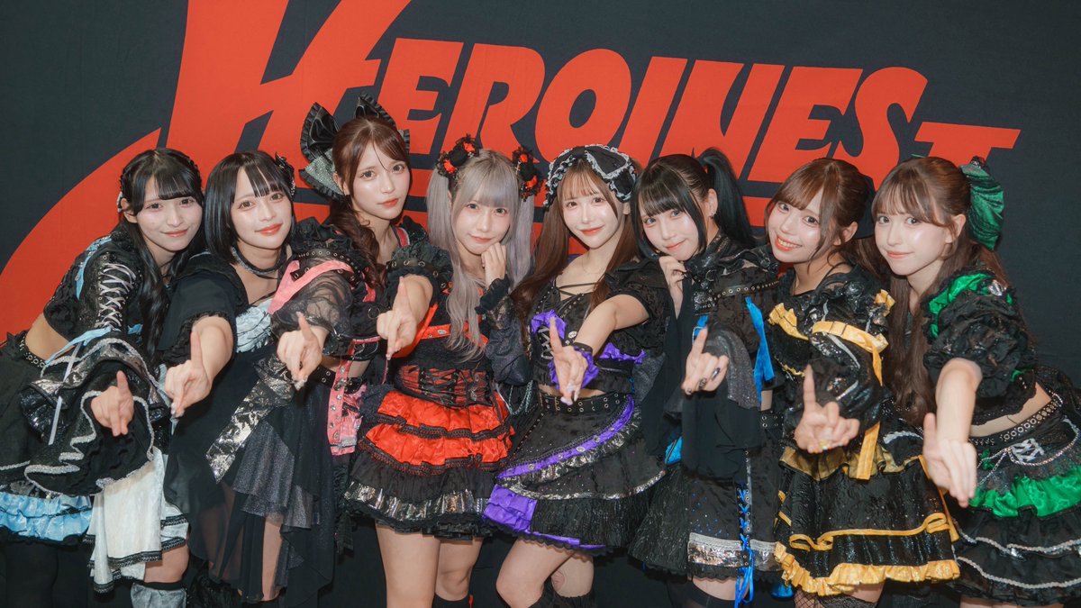 HEROINES_FES's tweet photo. 🐙 HEROINES LEAGUE Ⅰ in OSAKA ⚔️

7組目は、TENRINの���なさんです！

【@TENRIN_official 】

『️ ほな行きまっか〜1️⃣』

⬇️PPVはこちらから❤️‍🔥
https://t.co/a1Dd2pnQ80

#TENRIN #ヒロインズ https://t.co/qgf8mGDCps