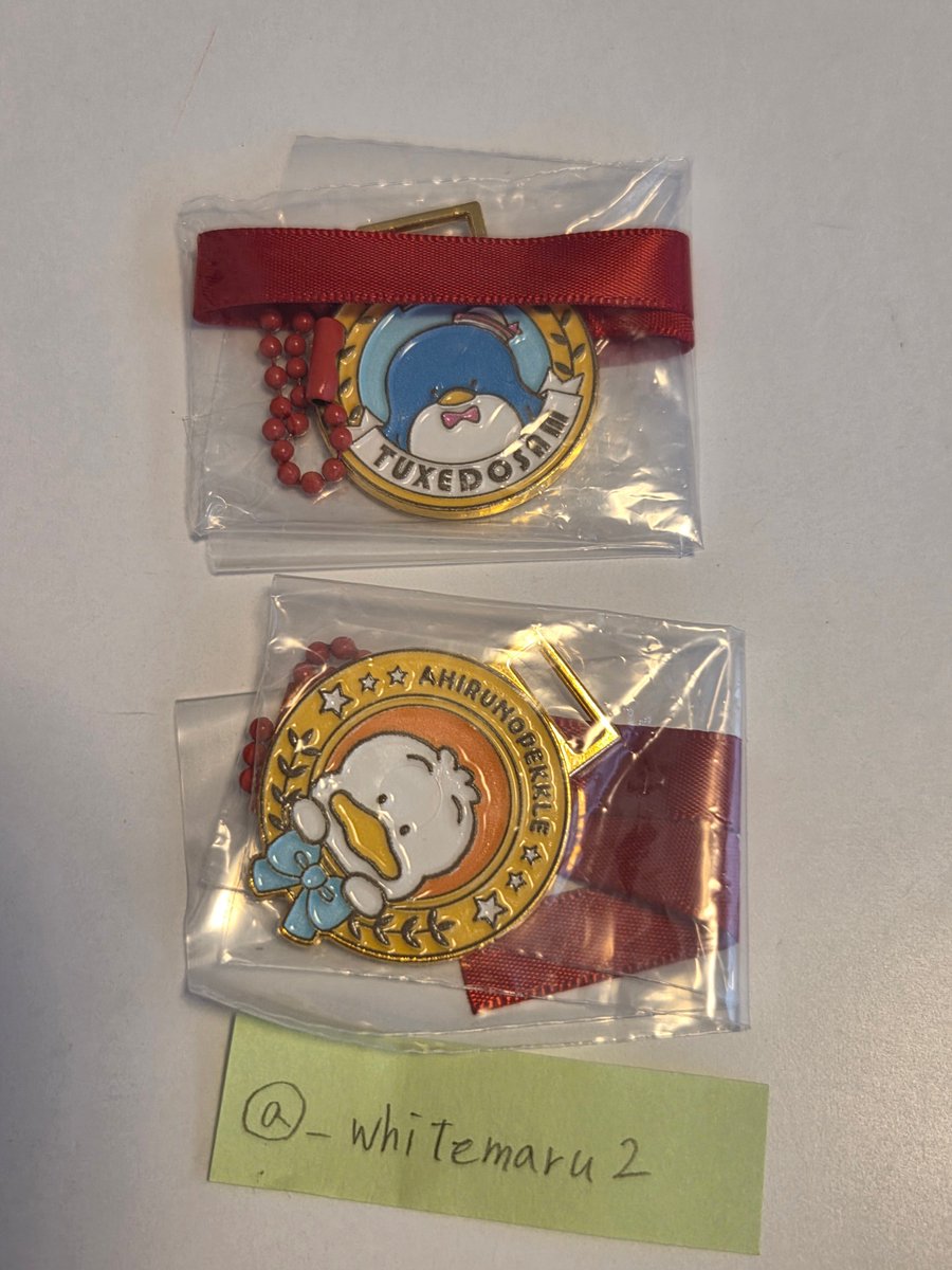 _whitemaru2's tweet photo. サンリオキャラクターズ
メダル風メタルチャーム　交換

譲：タキシードサム、あひるのペックル
求：ポムポムプリン

都内(新宿 池袋 赤羽 など)または大宮などでの手渡し交換希望です！
お気軽にお声がけ下さい！

ガチャガチャ　ガチャ　サンリオ https://t.co/WOAInS5Fze