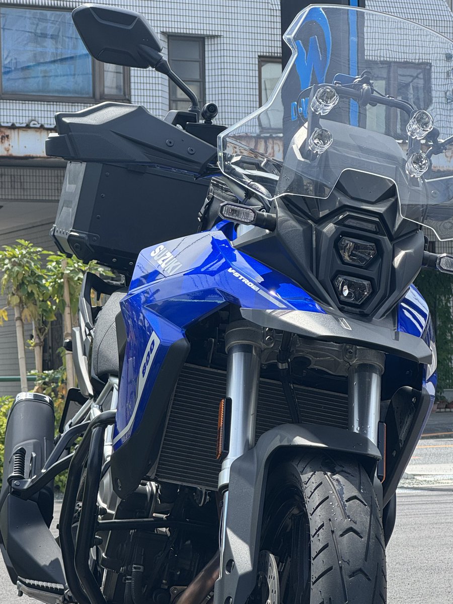 OVSERVERS_No9's tweet photo. ようやっと洗車したのでふじストで頂いたSRX7使ってみた
めちゃくちゃいい
艶も触り心地もヌルヌル https://t.co/pOaenfYs5Q