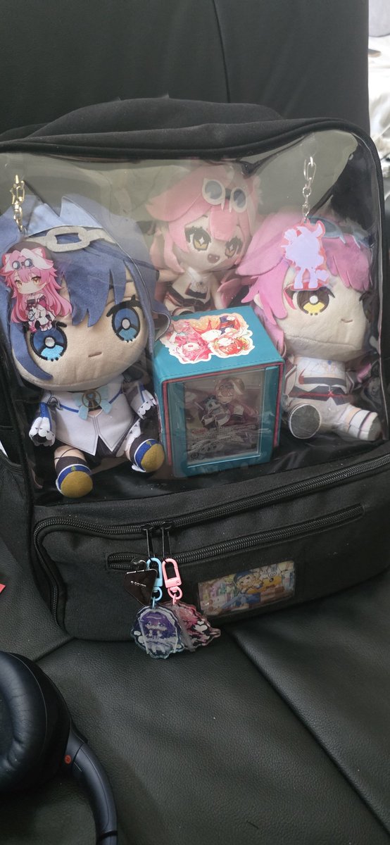 WoN_Nagi's tweet photo. Bag of da day~ (i'm late i know)
Today is Holoca trainning time.
Choses my dexk for tommorow and try to play better✨️
I hope i can do Top 4 with my teammate🙂‍↕️
But for now PizzaTime ~ https://t.co/lmdbGtC8Tx