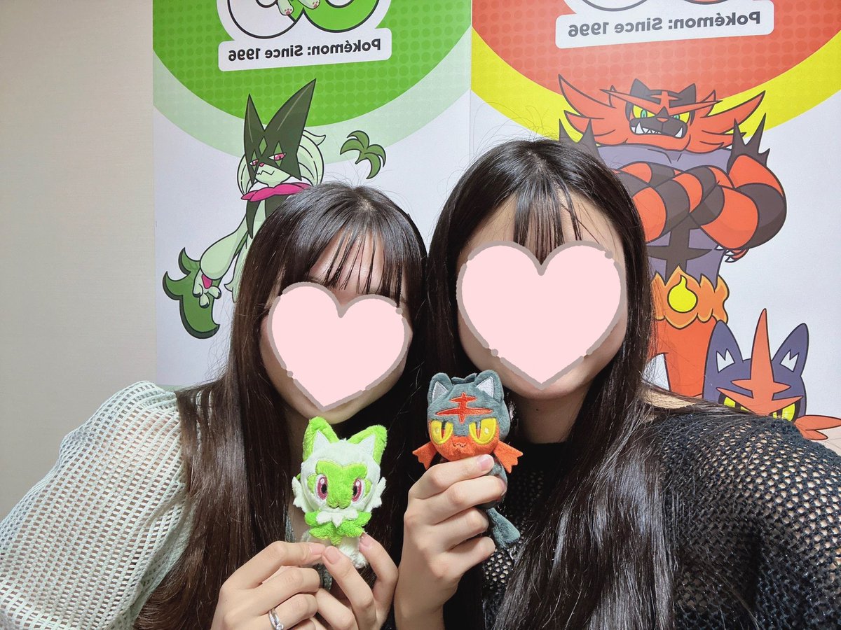 coshimaru's tweet photo. ポケモン猫壱コラボ❤️💚

私達姉妹でニャビーとニャオハが好きで、
実家では兄弟の猫を2匹飼っているのですが…
この商品私たちのためにあると思っちゃいました🫪(おこがましい)

フードボウルも買ったみたいなので
写真送られてくるのが楽しみ🌼
#ポケモン
#ポケモン猫壱
#ニャビー
#ニャオハ https://t.co/zZY1Z3goaT