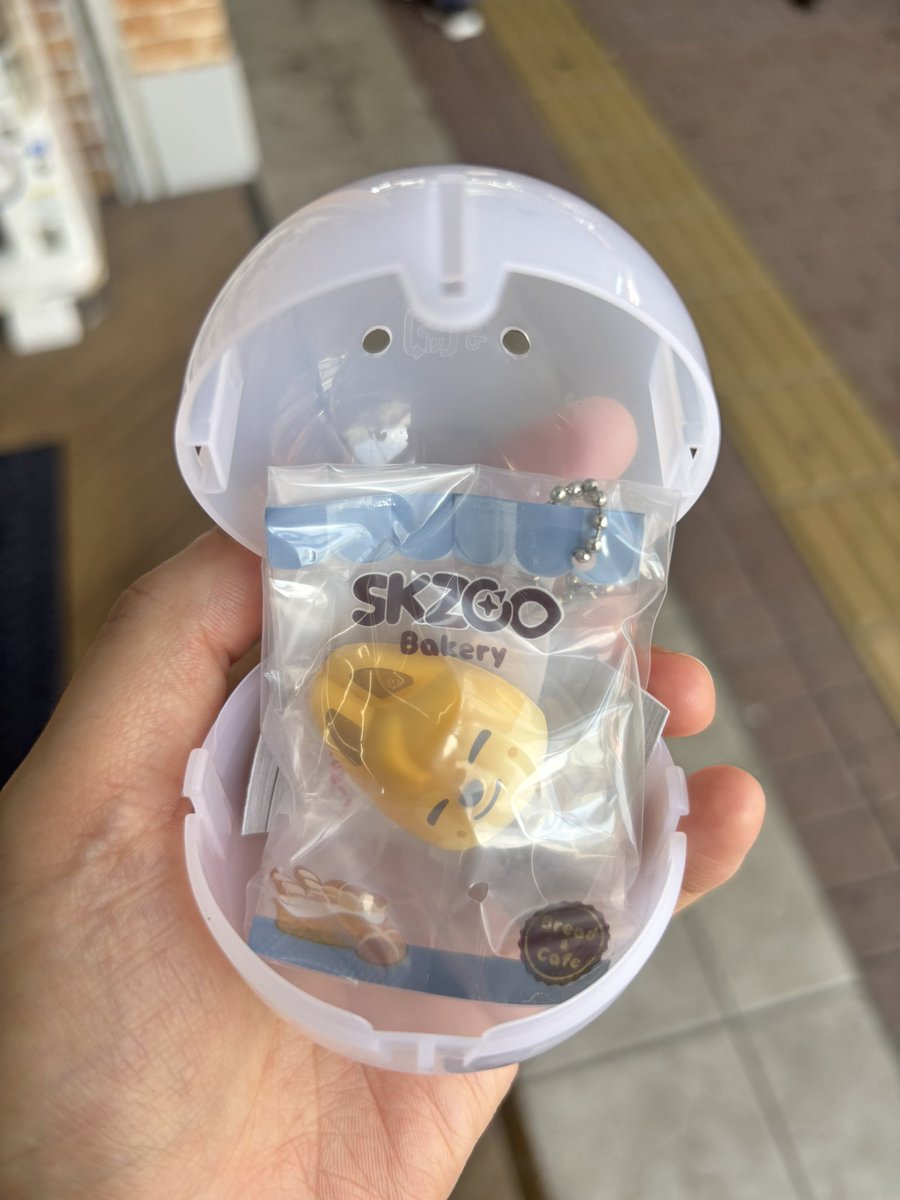 yyy_jsem's tweet photo. ありがとう。新大久保 https://t.co/kbXX47AnF5