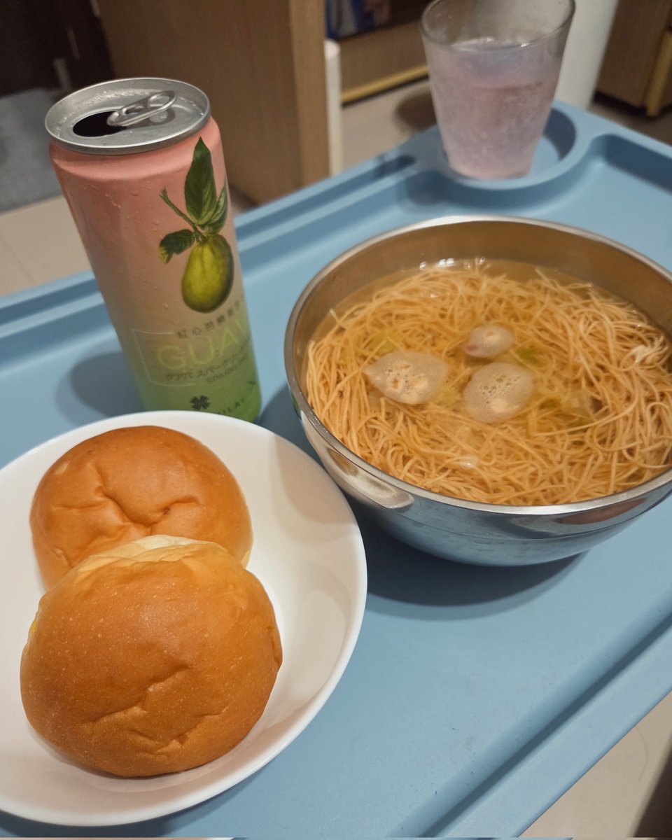 ch70018's tweet photo. 久違開個推特發我這兩天颱風天的午餐 https://t.co/sSAKsLUoi7