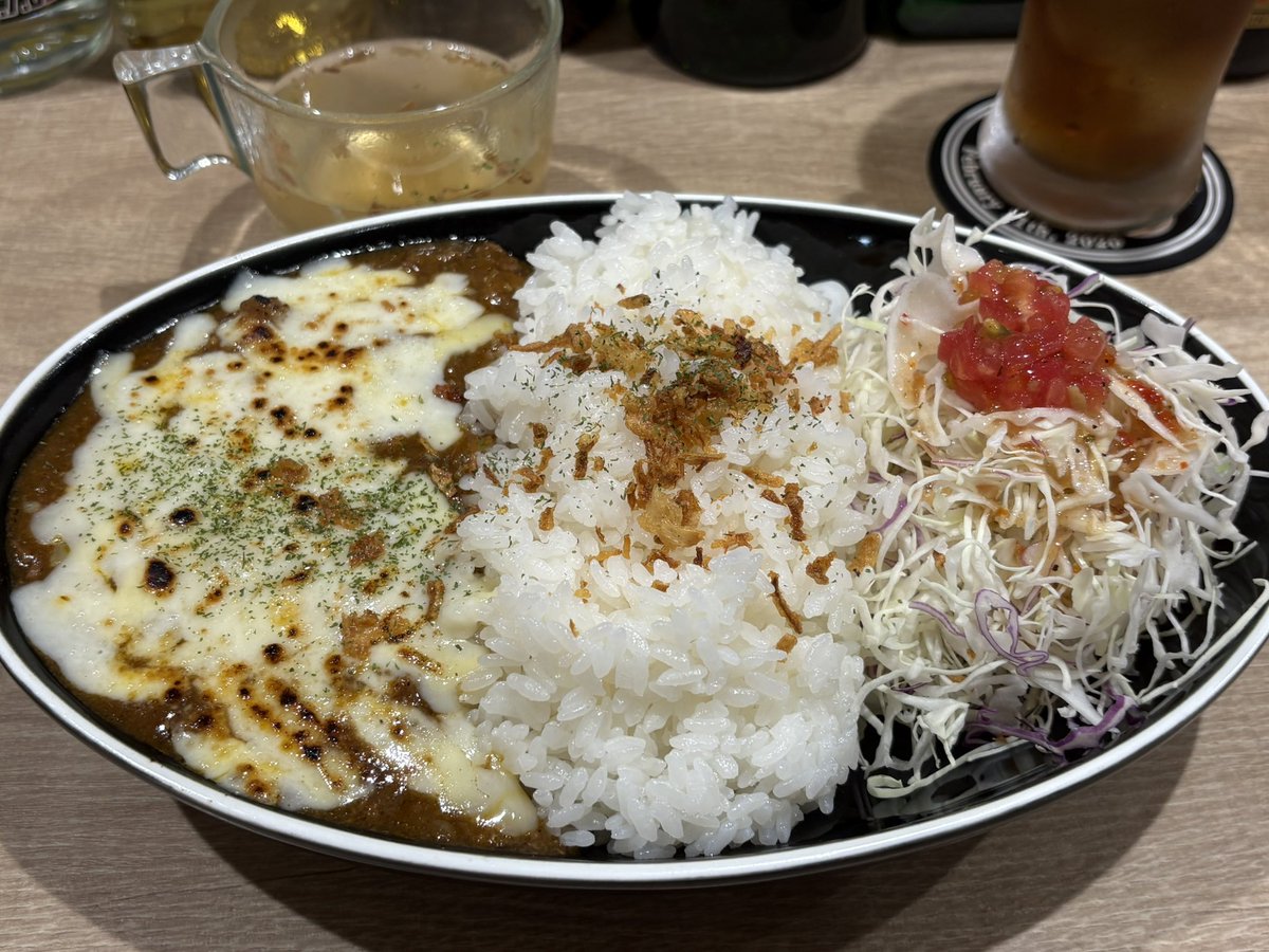 NZM48000's tweet photo. ダーツバーtricoさんにはじめてきました。
キーマカレー美味しかったです https://t.co/aB5VfUhvJB