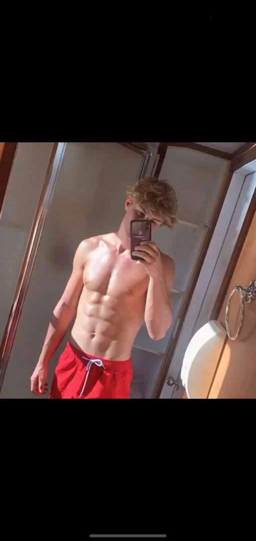 WaleeCoope's tweet photo. I have got hot 🥵 white boys baits files available mega link 🔗 both Male and Female baits files available 🥵🥵 DM https://t.co/GZgVYg4bGu https://t.co/W2Ux7meEeT
