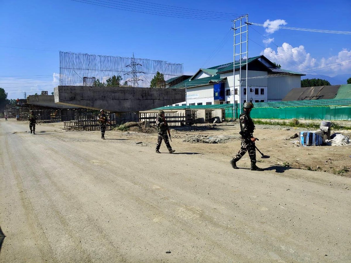 2bnssb's tweet photo. Sashastra Seema Bal conducting Anti-Sabotage Checks around Transit Camp Shadipora to ensure safety of pilgrims.
@SSB_INDIA
#PilgrimSafety
#AmarnathYatra2026 https://t.co/WQ08rTeIsC