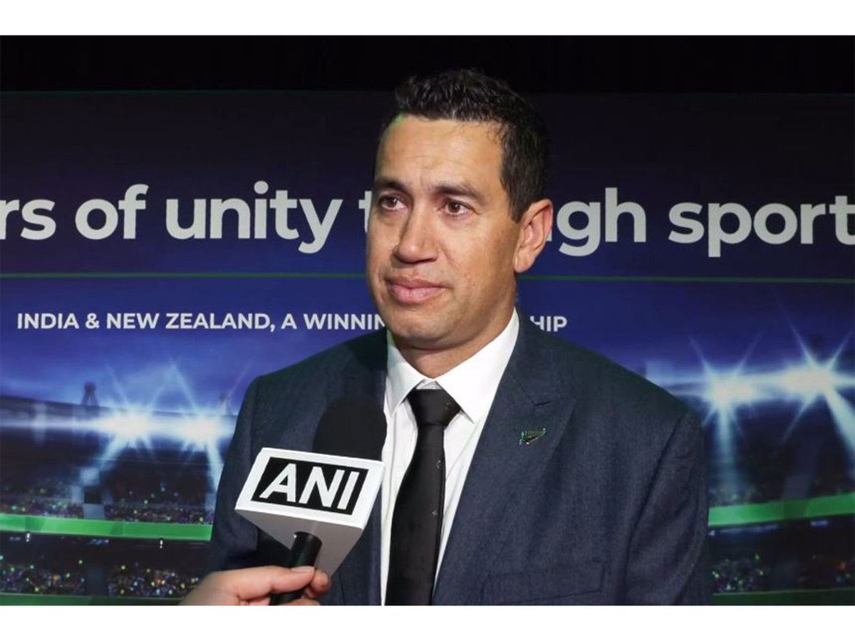 ani_digital's tweet photo. "Absolutely huge": Veteran cricketer Ross Taylor hails PM Modi's historic New Zealand visit
Read @ANI Story |
https://t.co/yfDx38J4ke
#RossTaylor #NewZealand #India #PMModi https://t.co/ey1sYAMSHw