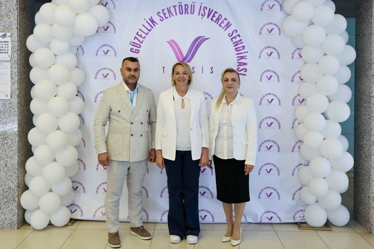 haticeoztr's tweet photo. Odamız çatısı altında düzenlenen TÜGSİS 1. Medikal Estetik Çalıştayı’nda güzellik ve medikal estetik sektörünün geleceğini paydaşlarımızla birlikte değerlendirdik.

Sektörün yasal mevzuatlardan nitelikli iş gücüne kadar tüm ihtiyaçlarını çok iyi biliyoruz. 
Antalya’mızın ekonomik geleceğinde büyük rol oynayan bu sektörü akademilerle desteklemek ve hak ettiği kurumsal temsili sağlamak çok önemlidir.

Bu değerli çalıştayın mimarı olan TÜGSİS yönetimine ve emeği geçen herkese teşekkür ederim.