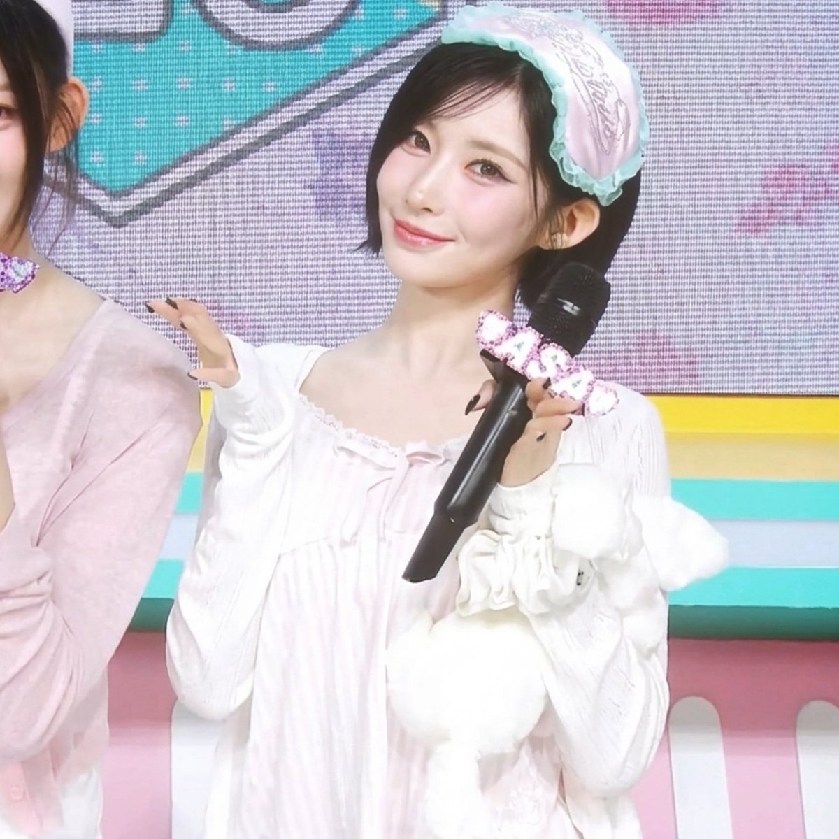 fairyasa37's tweet photo. mc asa looks so cute >>> https://t.co/UmyMljWVXw