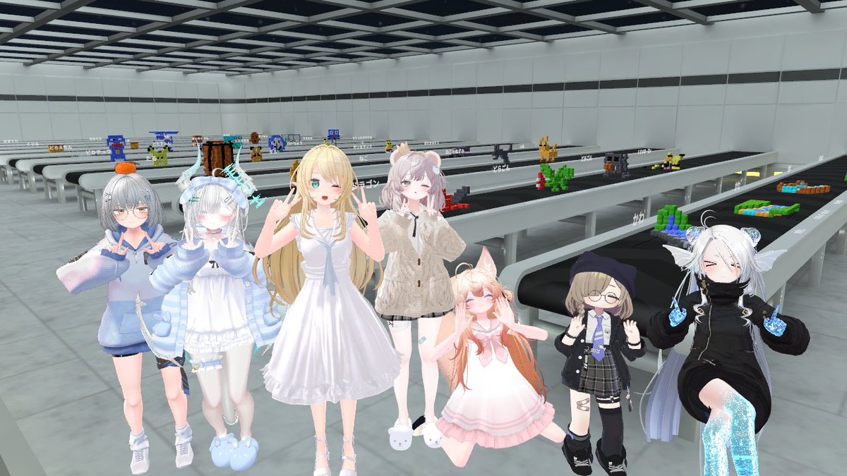 Zucchi215's tweet photo. 昨日はビギコネ！4回目に行ってきた！久しぶりの参加で凄い楽しかった！
弾幕の戦うワールドで遊んだり、Voxel Phoneに行ったり
絵心のなさ全開で、下手すぎる絵を見られ爆笑されたり...
それからドラゴン討伐のTRPG！みゆきちドラゴンを討伐した！
そしてvrc初のLudo！運良すぎて勝利した！
#ビギコネ https://t.co/8R6JF2cYna