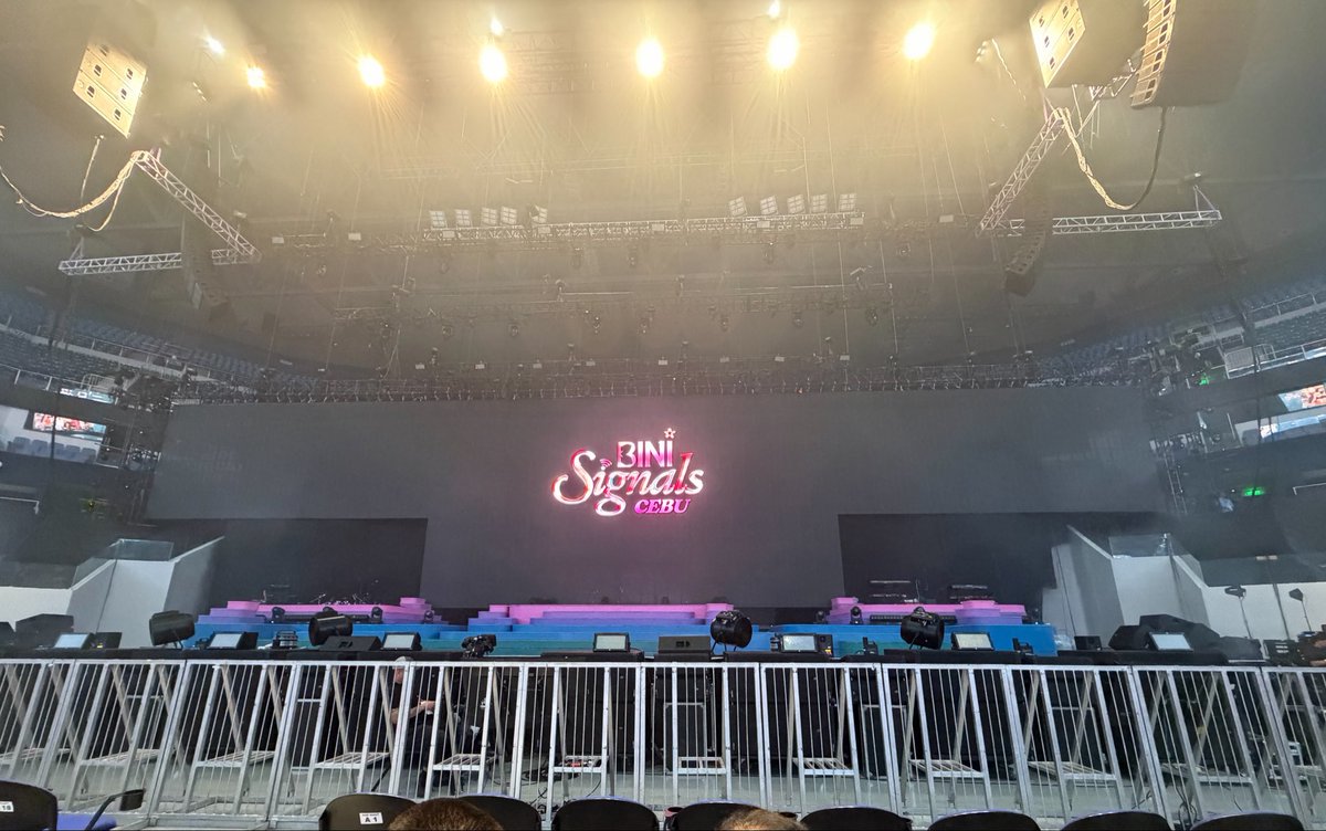 ksypca17's tweet photo. The fastest entry to a BINI concert ever 🙂‍↕️ what’s funny to me was overhearing someone asked the staff “saan po start ng pila?” and he said “wala pong pila. pasok na po diretso” 

Very good, Cebu! 

BINI SIGNALS SA SUGBO

#BINI_SIGNALS_CEBU
#BINI_SIGNALS_WORLDTOUR_2026 https://t.co/405C4pj1Ci
