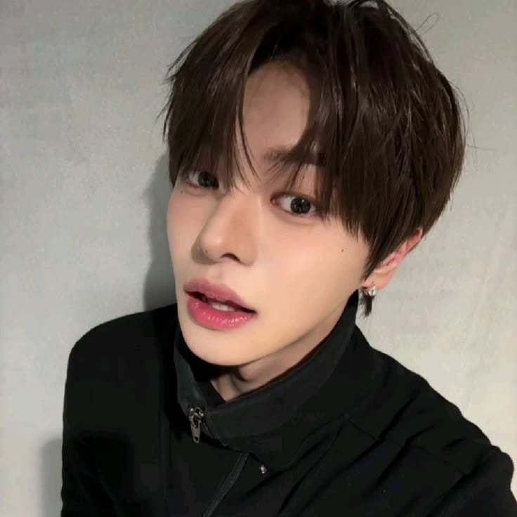 fearxswxg's tweet photo. Leowon au

Luca (L—eo) as marine mammal keeper bertemu dengan Sean (S—angwon) as veterinarian yang pertama kali merasakan hal baru, bertemu satwa liar dan eksotis di tempat kerja barunya. 

written by @fearxswxg https://t.co/ytVybXQHoY