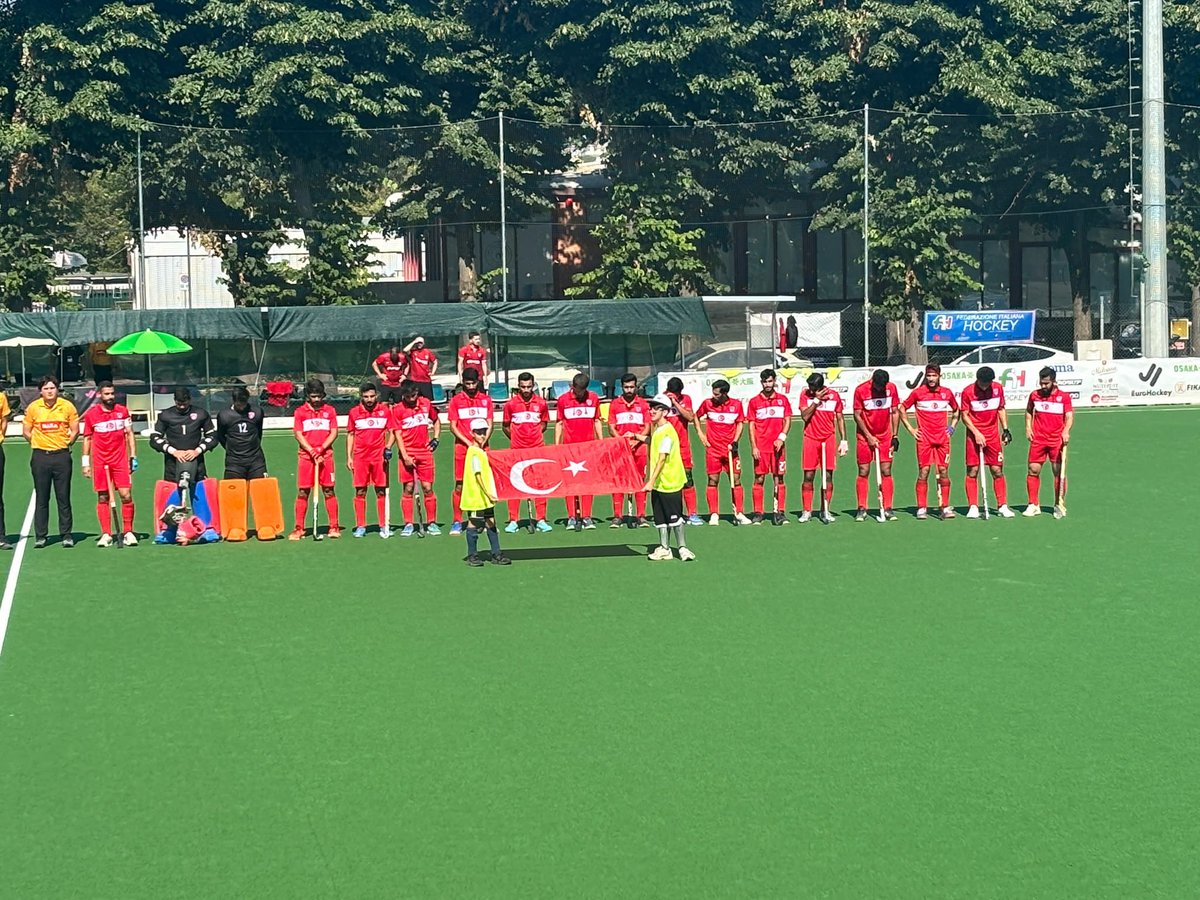 TurkHokey's tweet photo. Erkekler A Milli Takım 🏑🇹🇷 https://t.co/3LSM1coAdd