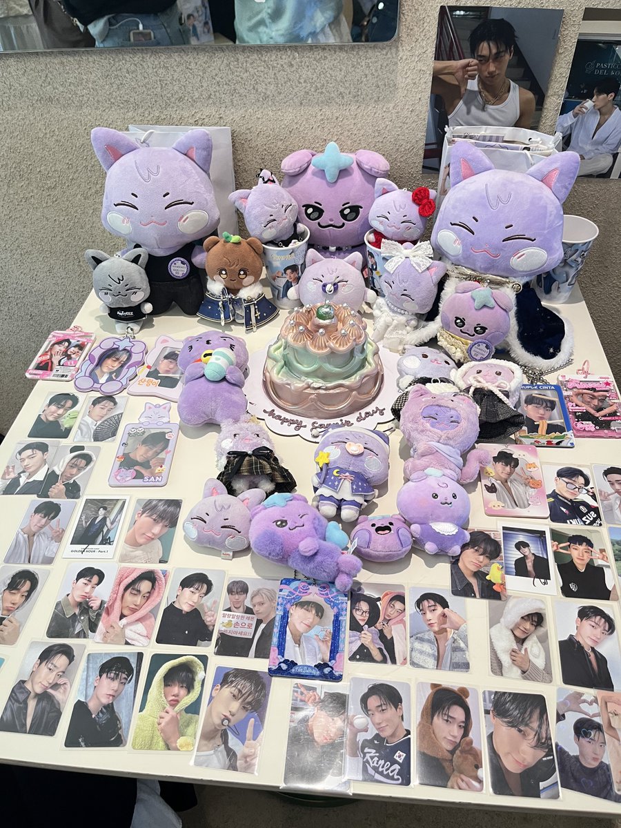 ningsancat's tweet photo. #SummerGlintsofSan 💜🤍 https://t.co/HYWKkIw9Xh