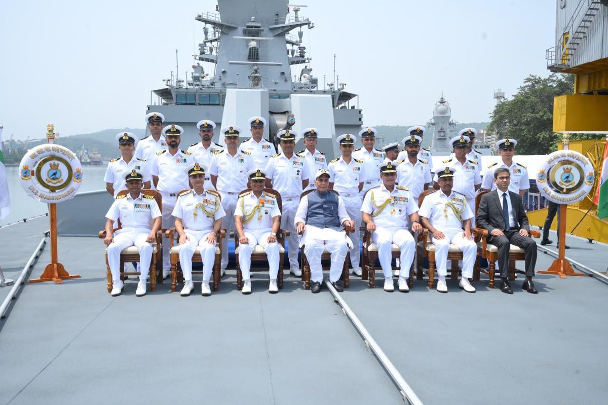 MazagonDockLtd's tweet photo. 🔹🔹A Moment of National Pride & Maritime Excellence! 🔹🔹

🔶Hon’ble Raksha Mantri Shri Rajnath Singh today commissioned INS Mahendragiri (F38), the sixth indigenous Project 17A stealth frigate built by Mazagon Dock Shipbuilders Limited, into the Indian Navy at Visakhapatnam in the august presence of Admiral Krishna Swaminathan (CNS), Vice Admiral Sanjay Bhalla (FOC-in-C, ENC), Vice Admiral Sanjay Sadhu(CWP&A),Capt. Jagmohan (Retd), CMD – Mazagon Dock Shipbuilders Limited, other senior officers from the Indian Navy and MDL, veterans and defence industry partners. .

🔶Designed by the Indian Navy’s Warship Design Bureau with over 75% indigenous content, this advanced Nilgiri-class warship features cutting-edge stealth, sensors, firepower & network-centric capabilities for multi-role operations (anti-air, anti-surface & anti-submarine warfare). 

🔶Joining the Eastern Fleet, INS Mahendragiri significantly boosts India’s maritime strength.

🔶This achievement reaffirms MDL’s commitment to excellence in indigenous shipbuilding and the vision of #AatmanirbharBharat.

Proud to contribute to Viksit Bharat’s naval strength! 🇮🇳

#AtmanirbharDefence #AatmanirbharBharat #ViksitBharat #indiannavy #navalpower #MDL #maritimesecurity #shipbuilding #frigate