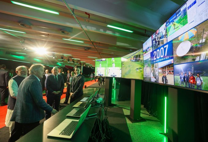 KNSKashmir's tweet photo. #KNSUPDATE || Sports have always been a strong bridge between India and New Zealand. This year, we are also marking a century of vibrant sporting ties. In Auckland, PM Luxon and I attended a Sporting Showcase, where we saw a range of cutting-edge sporting innovations. It was wonderful to see how technology and creativity are shaping the future of sports while bringing our two nations even closer: PM @narendramodi
